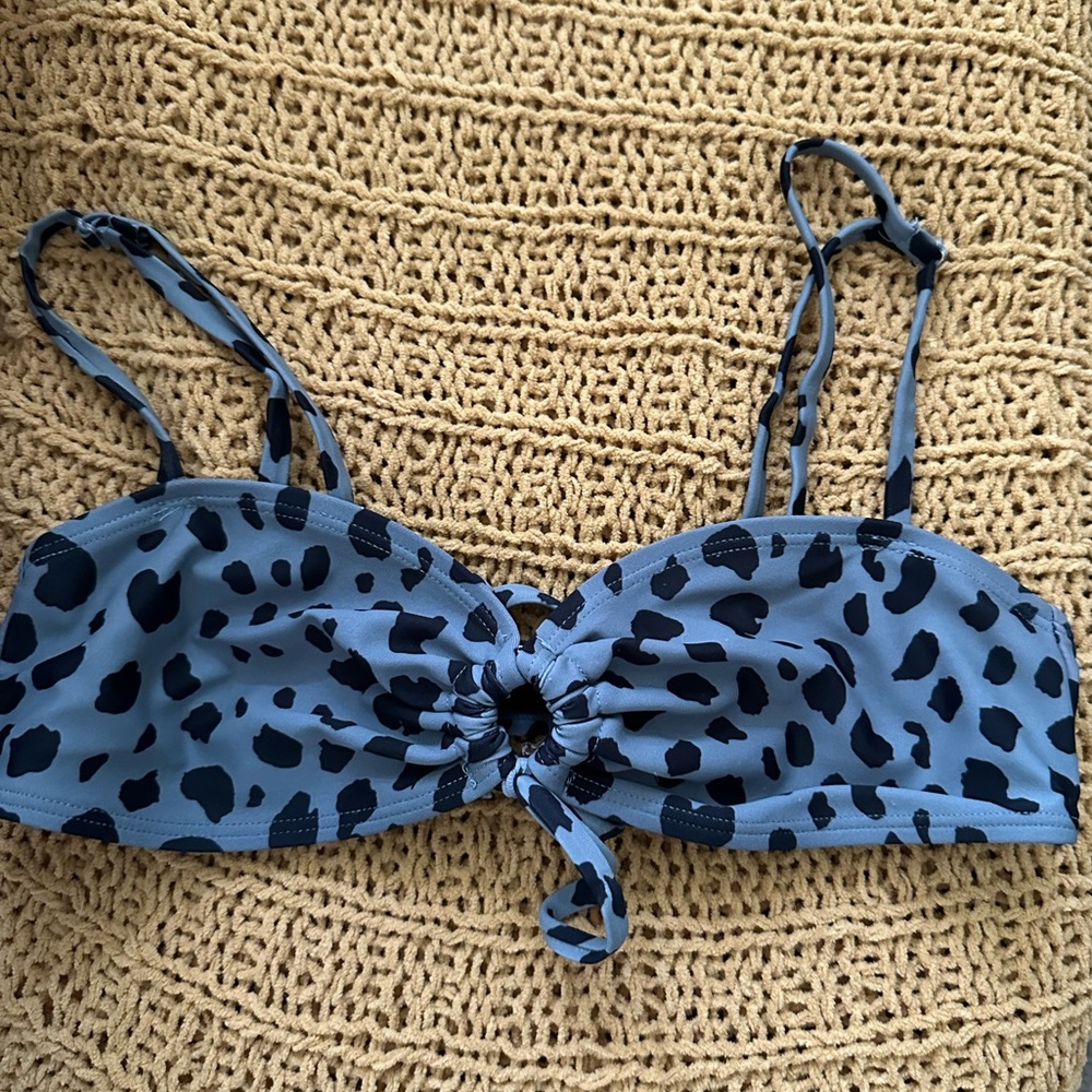 Nasty gal gray leopard swimsuit set